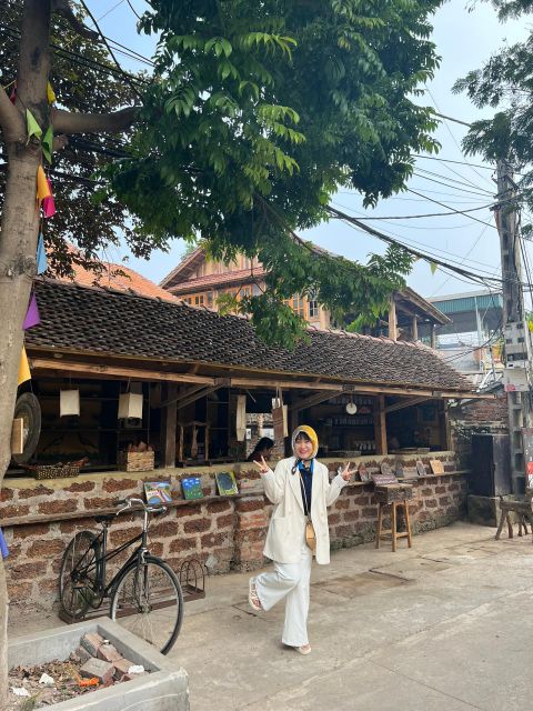 Ancient Treasures: Private Duong Lam & Van Phuc Village Tour - Destinations Explored