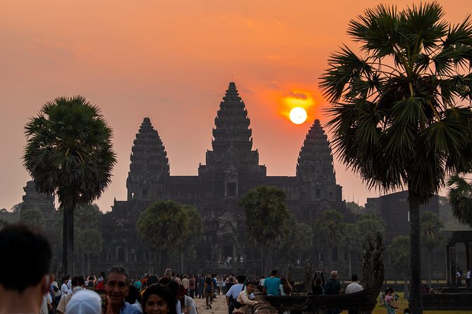 Angkor Wat Sunrise Private Guided Tour - Inclusive Breakfast - Inclusions of the Experience