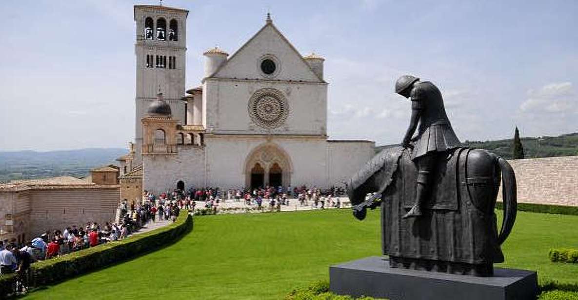 Assisi: Private Walking Tour With St. Francis Basilica - Highlights