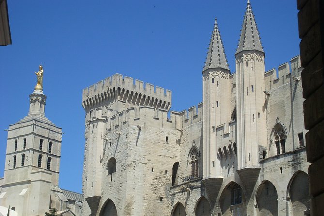 Avignon Walking Tour Including Popes Palace - Meeting and Pickup