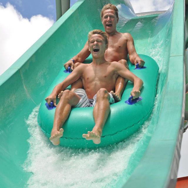 Bali: 1-Day Instant Entry Ticket to Waterbom Bali - Relaxing in the Lazy River