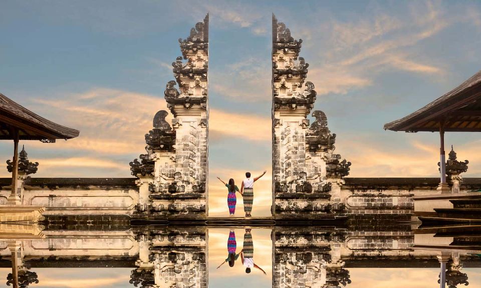 Bali: Full-day Lempuyang Heaven Gate Temple - Ornate Water Palace