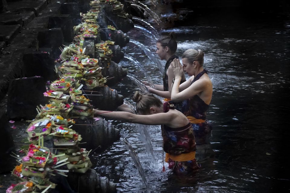 Bali: Full-Day Spiritual Cleansing and Shamanic Healing Tour - Healing Techniques