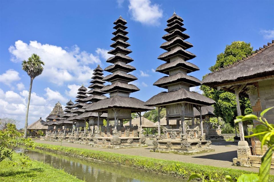 Bali: Sacred Temples and Sunset Private Tour - Goa Gajah: Elephant Cave Temple