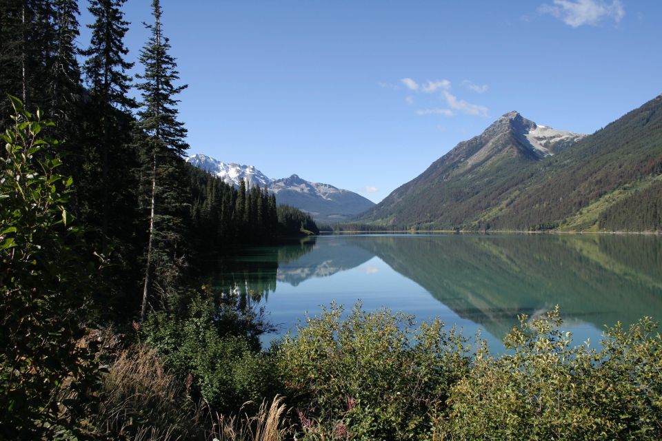 Banff Triple Delight: Lake Louise, Banff & Moraine Lake - Pickup and Drop-off