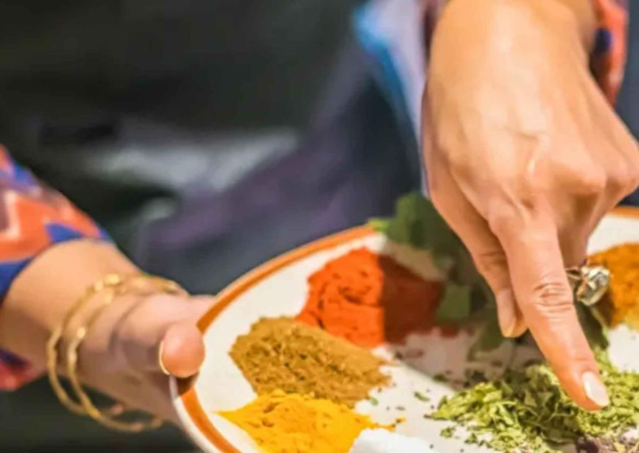 Bangalore: Traditional Cooking Classes & Dinner With Family - Hands-On Cooking Techniques