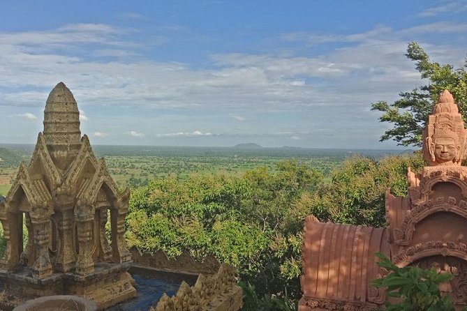 Battambang Full Day Tour From Siem Reap - Bamboo Train, Killing Cave & Sunset - Bamboo Train Experience