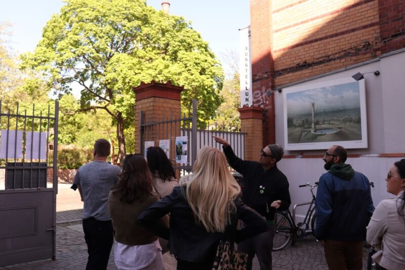 Berlin: Alternative Berlin Walking Tour - Exploring Vibrant Neighborhoods