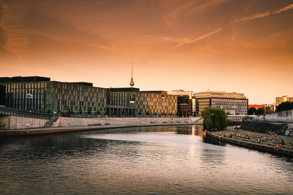 Berlin Architecture Along the River Spree - Experience Highlights