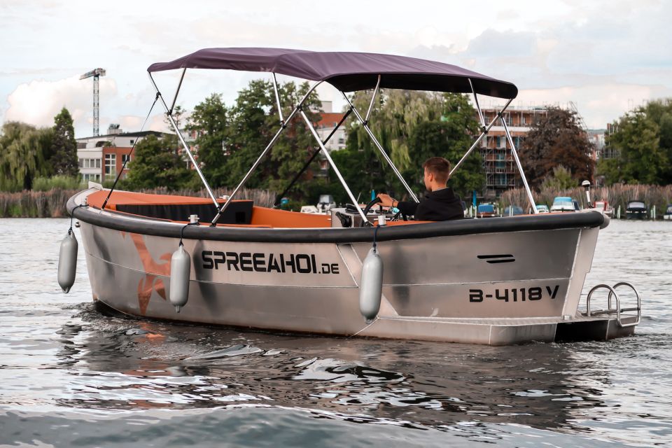 Berlin: Electric Boat Rental for Self-Driving 2 Hrs - Included Equipment