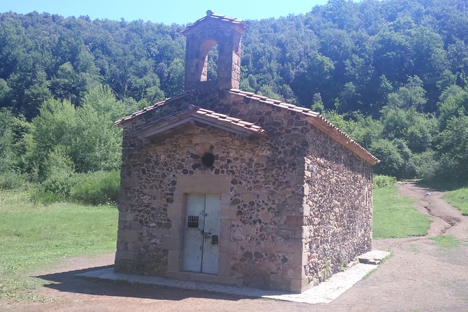 Besalu,Banyoles Lake & Garrotxa Volcanoes Small Group From Girona - Exploring Besalu