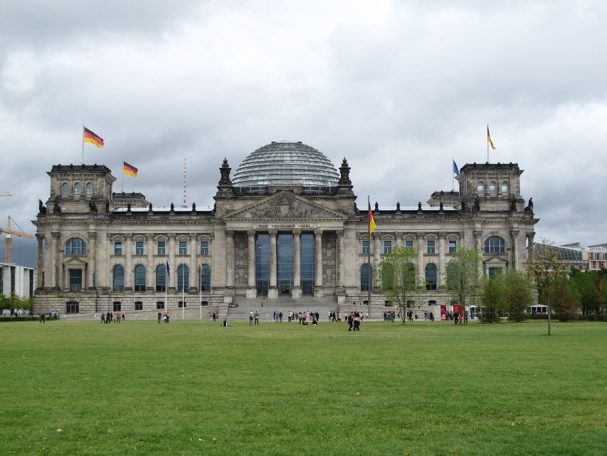 Best of Berlin - Private Tour - Historical Significance