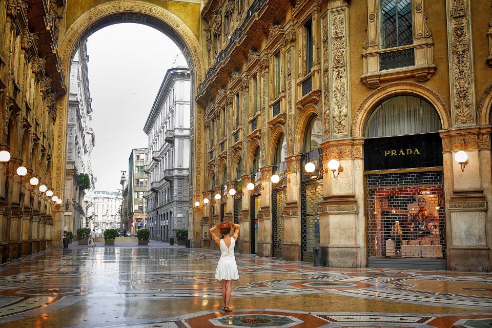 Best of Milan: Private Walking Tour - Local Insights and Stories