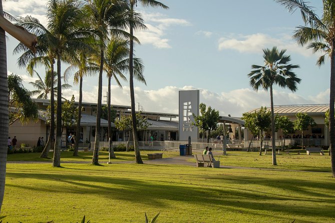 Best of Oahu: Pearl Harbor, Arizona Memorial and the Polynesian Cultural Center - Exploring the Arizona Memorial