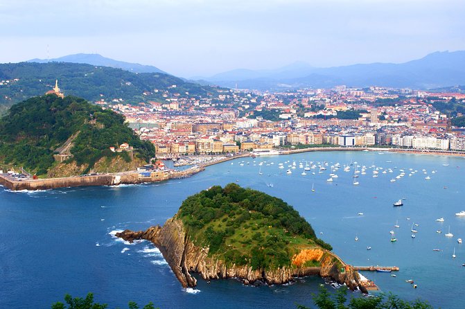 Biarritz, Saint-Jean-de-Luz, and San Sebastián From Bilbao - Picturesque Biarritz and Beach