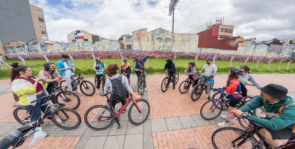 Biking in Full Color: Urban Art Bike Tour - Experience the Cultural Diversity