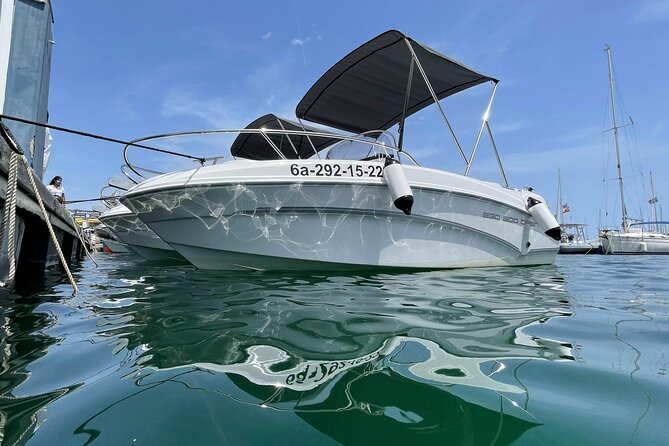 Boat Rental Without License in La Marina De Valencia - Amenities and Inclusions