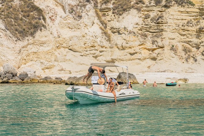 Boat Tour at Devils Saddle: 4 Swim Stops, Snorkeling & Prosecco - Sipping Prosecco Onboard