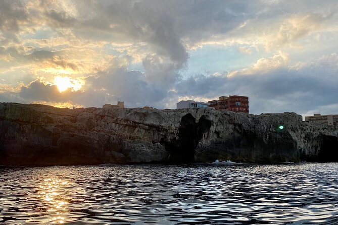 Boat Tour Ortigia, Sea Caves and Pillirina 2h - Booking Process