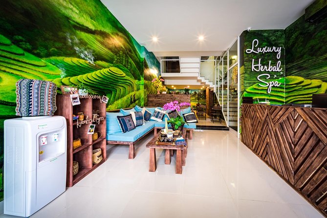 Body Massage Herbal Spa Style - Three-Step Massage Experience