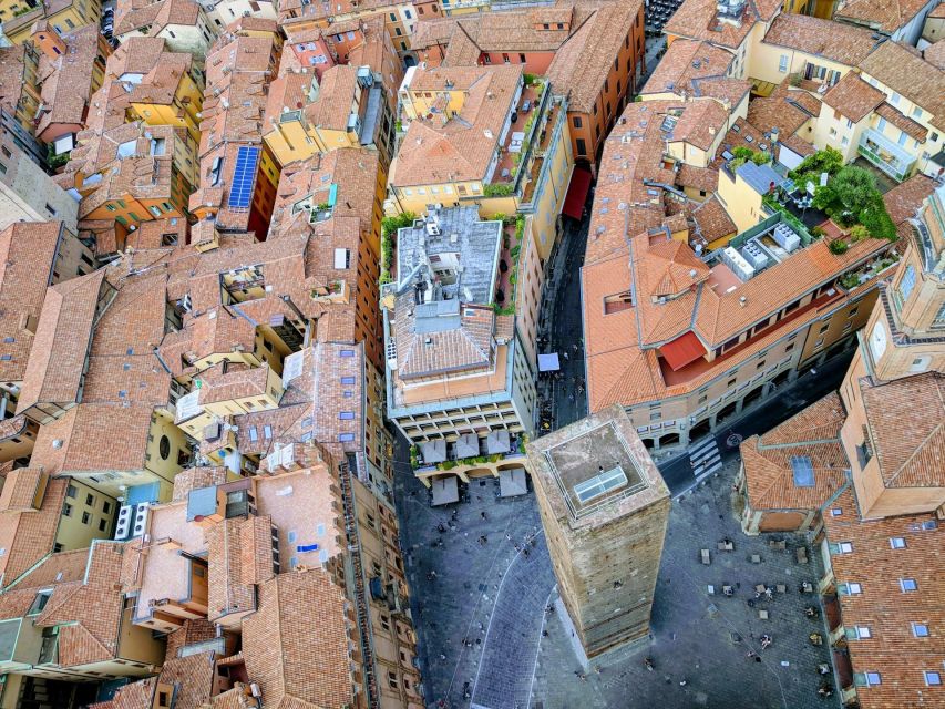 Bologna: Self-Guided Audio Tour - Tour Itinerary