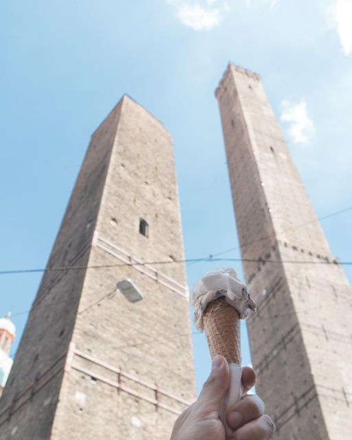 Bologna: Walking Food Tour With a Local Guide - Culinary Experiences