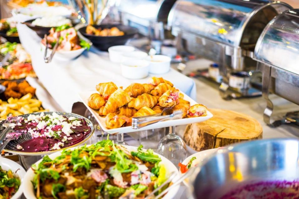 Bonn: Sunday Brunch Buffet With Cologne Live Music - Booking Information