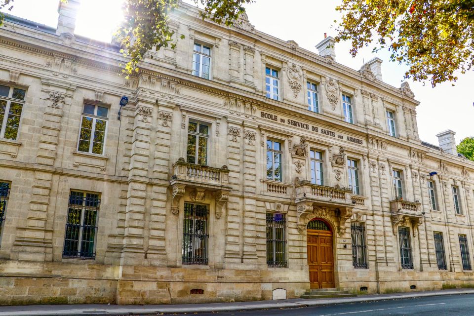 Bordeaux: Private Architecture Tour With a Local Expert - Key Architectural Features