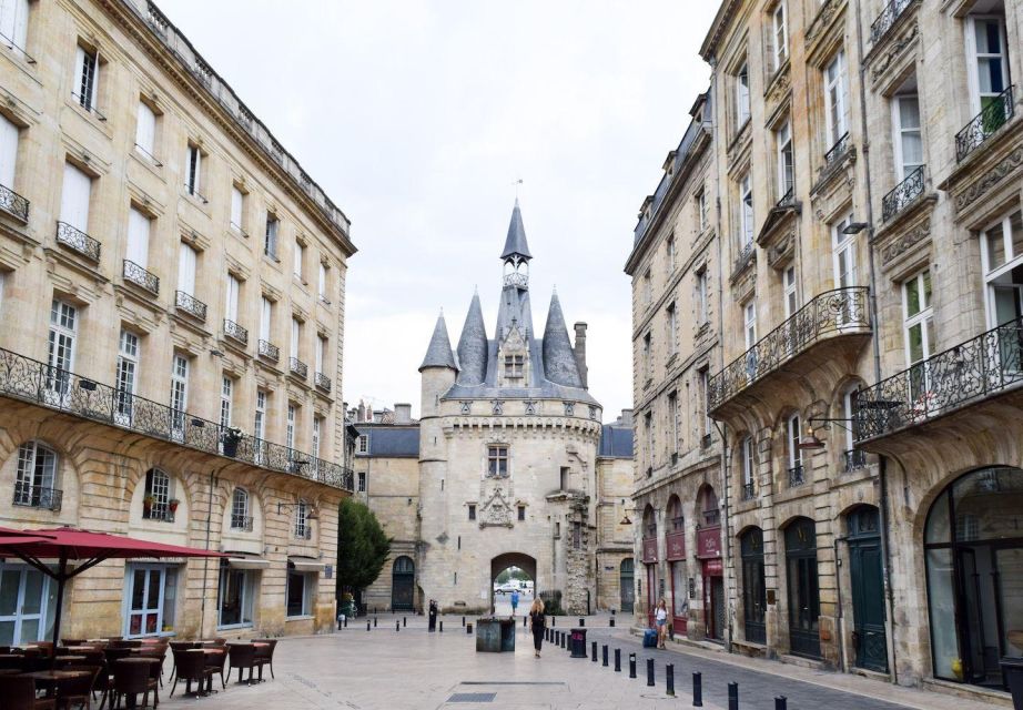 Bordeaux Walking City Tour With a Local Certified Guide - Tour Logistics