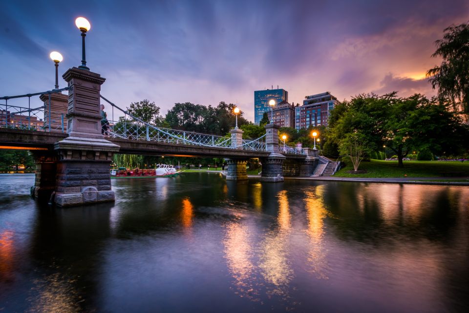 Boston: Summer Nights Trolley Tour and River Cruise - Cruising the Charles River