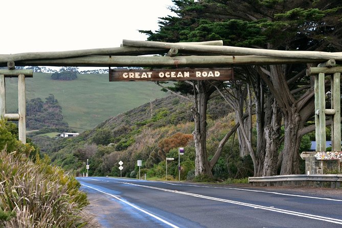 Boutique All-Inclusive Great Ocean Road, 12 Apostles and Rainforest Experience - Culinary Delights Included