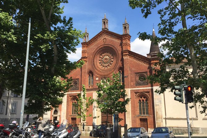 Brera District & Pinacoteca 2-Hours Guided Experience With Entrance Tickets Included - Tour Highlights