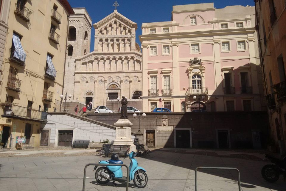 Cagliari: Self-Driven Sightseeing Private Tour by Scooter - Visiting San Benedetto Market