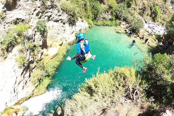 Canyoning Adventure Rio Verde in Granada - Group Size and Duration