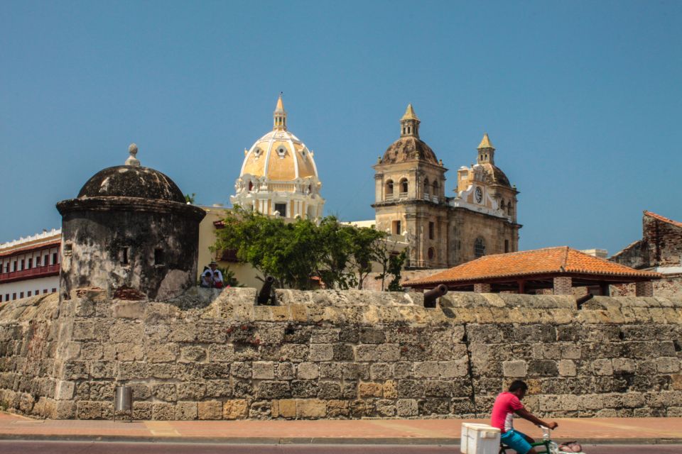 Cartagena: Old City Guided Walking Tour - Detailed Itinerary