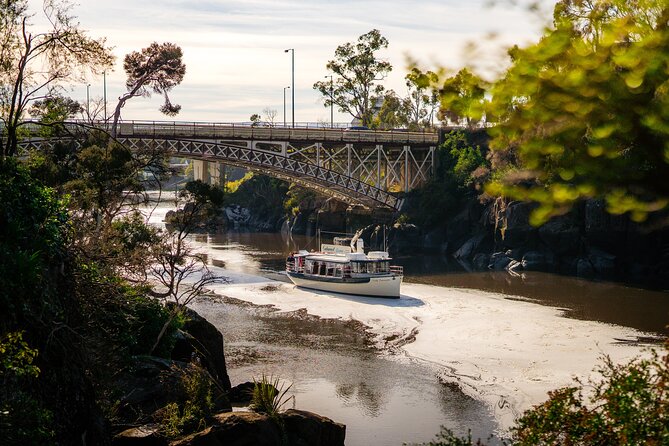 Cataract Gorge Cruise 11:30 Am - Meeting and Pickup Details