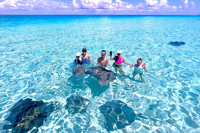 Cayman Private Luxury Charters - Stingray City, Snorkel, & More - Meeting Points and Accessibility