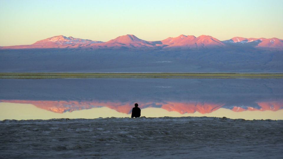 Cejar Lagoon, Tebemquinche Lagoon, and Ojos Del Salar - Tour Itinerary