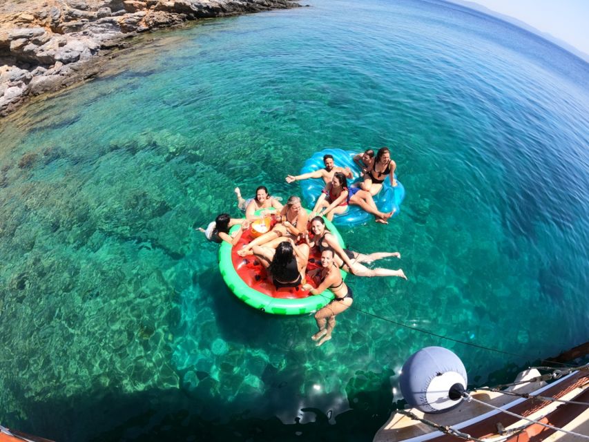 Cesme: Small Group Boat Tour With Open Buffet Lunch - Itinerary and Activities