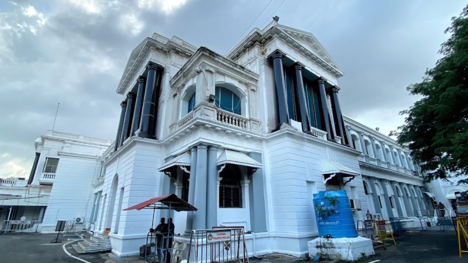 Chennai: St. George Fort, Kapaleeshwarar Temple & Marina - Exploring Kapaleeshwarar Temple