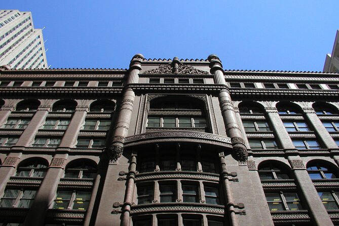 Chicago Walking Tour: Art Deco Skyscrapers Loop - Accessibility Features