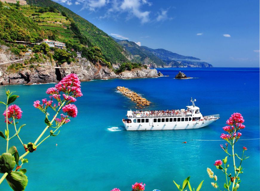 Cinque Terre Small Group by Minivan From Lucca - Inclusions and Exclusions