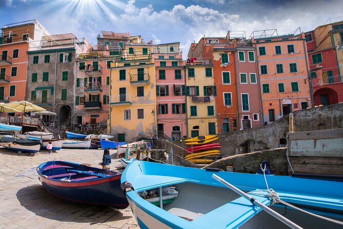 Cinque Terre Small Group or Private Day Tour From Florence - Visiting Manarola