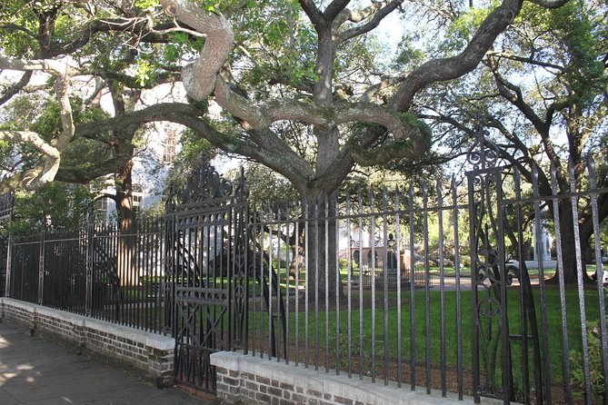 City Bus Tour With Charleston Museum Admission - Pricing and Cancellation Policy
