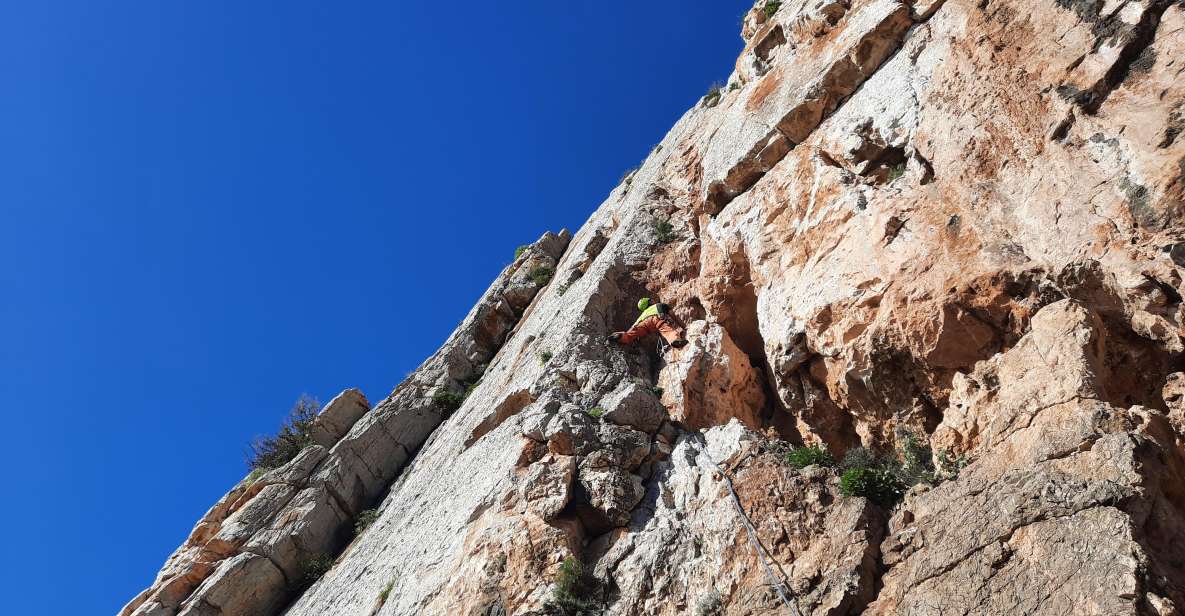 Climbing Day: a Climbing Day on an Amazing Crag in Sardinia - Location and Transport