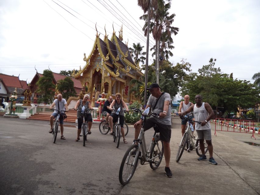 Colors of Chiang Mai Guided Bicycle Tour - Visiting Historic Sites and Temples