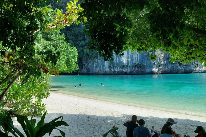 - Comfortable Boat for Cruising in Phang Nga Bay - the Must-Do! - Complimentary Beverages and Snacks