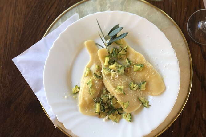 Cooking Class in a Historical Villa in Siena Provence - Meeting Point and Logistics
