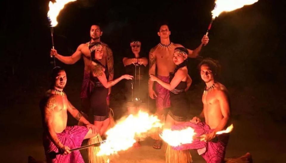 Daytona Beach: Luau With Polynesian Dinner and Live Show - Polynesian Performance