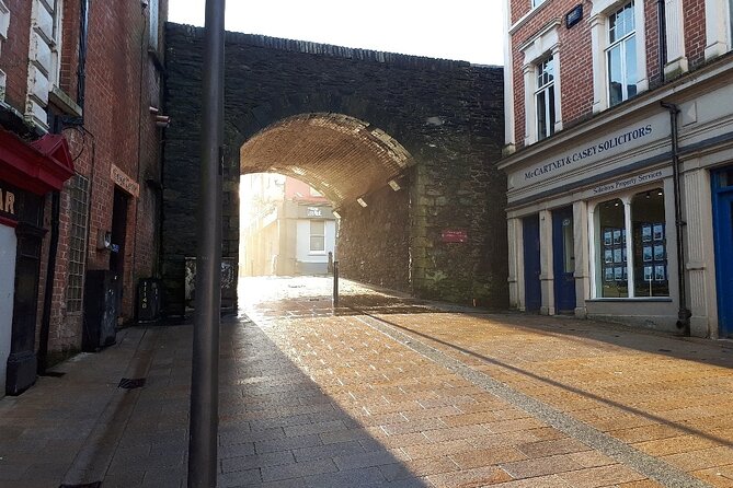 Derry Walls Private Walking Tour - Private Walking Tour Details